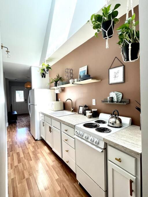 City Skyline Views In A Great Neighborhood Appartement Nashville Buitenkant foto